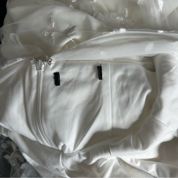 LULU’S IMMACULATE FAVORITE MESH EMBROIDERED CAPE JUMPSUIT - Picture 17 of 17